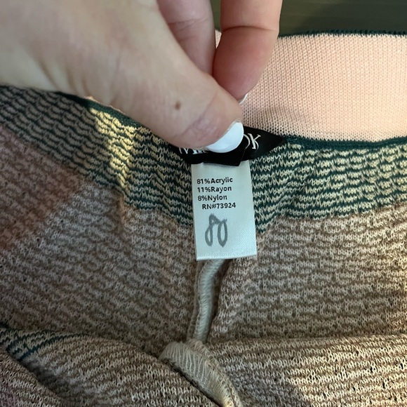 Misook Bold Plaid Tweed Knit Shorts NWT - Picture 6 of 8